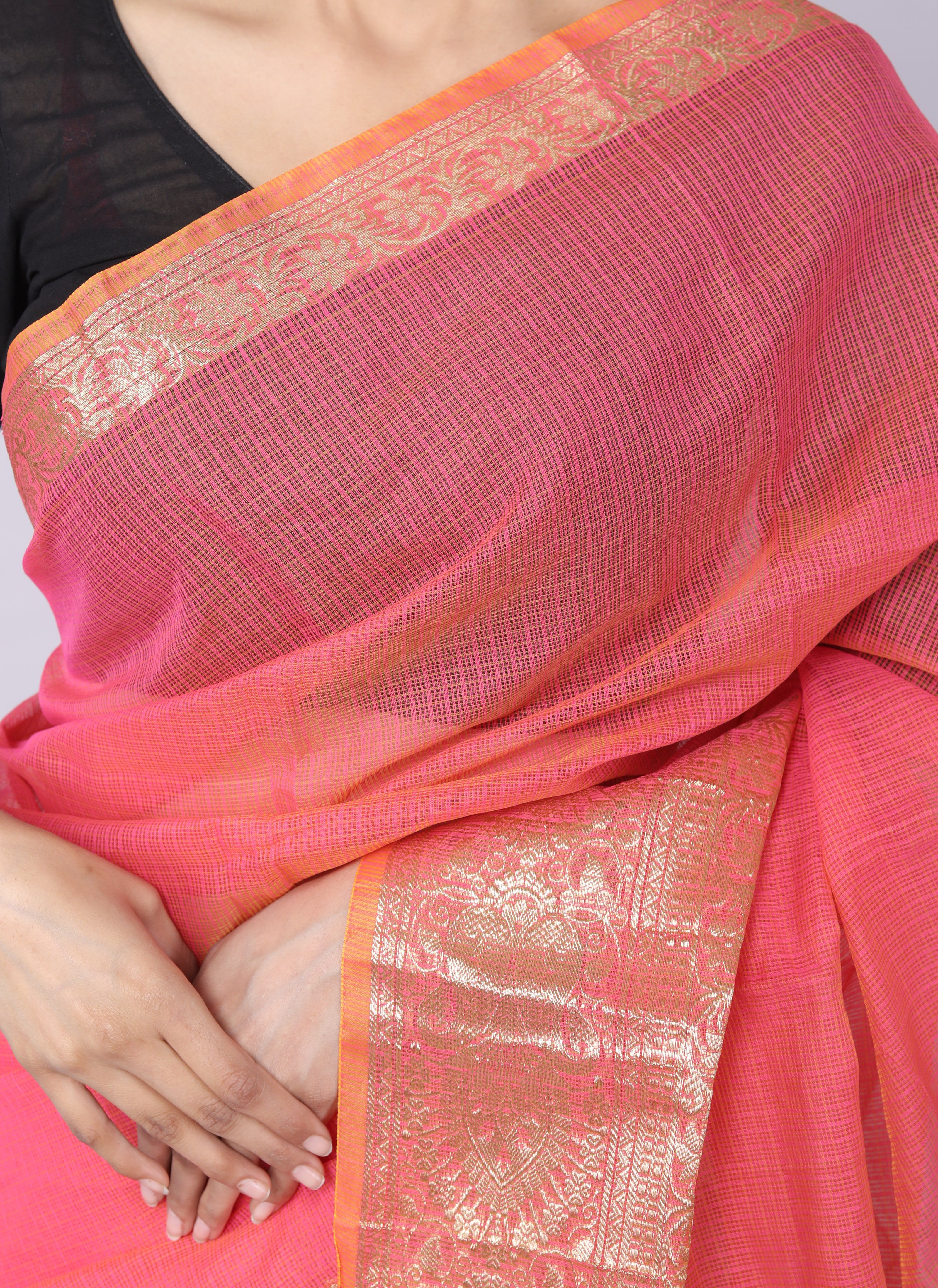 RAJGLOBAL Kota Doria Broad Zari Cotton Blend Saree with Unstitched Blouse Peach