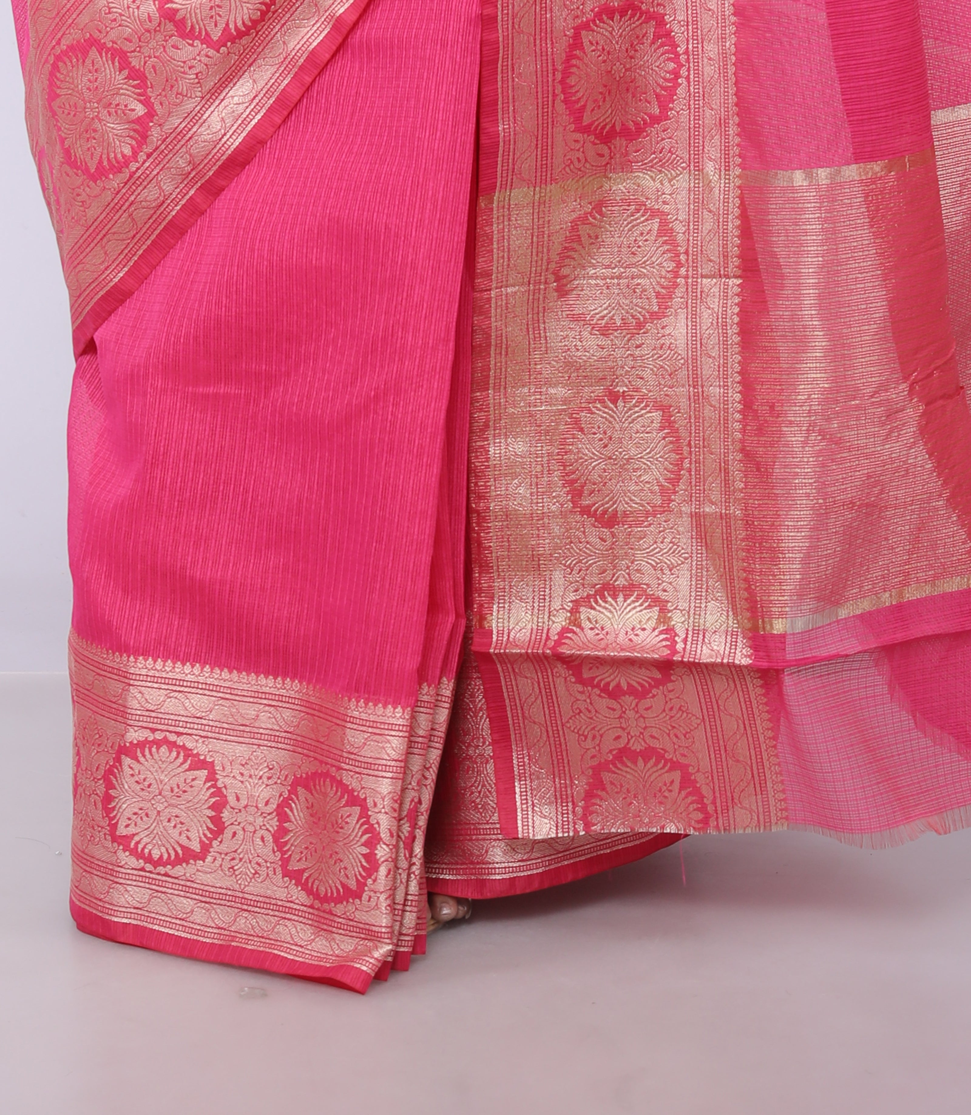 RAJGLOBAL Self Design Embroidered Kota Doria Cotton Blend Saree with Unstitched Blouse pink design 2
