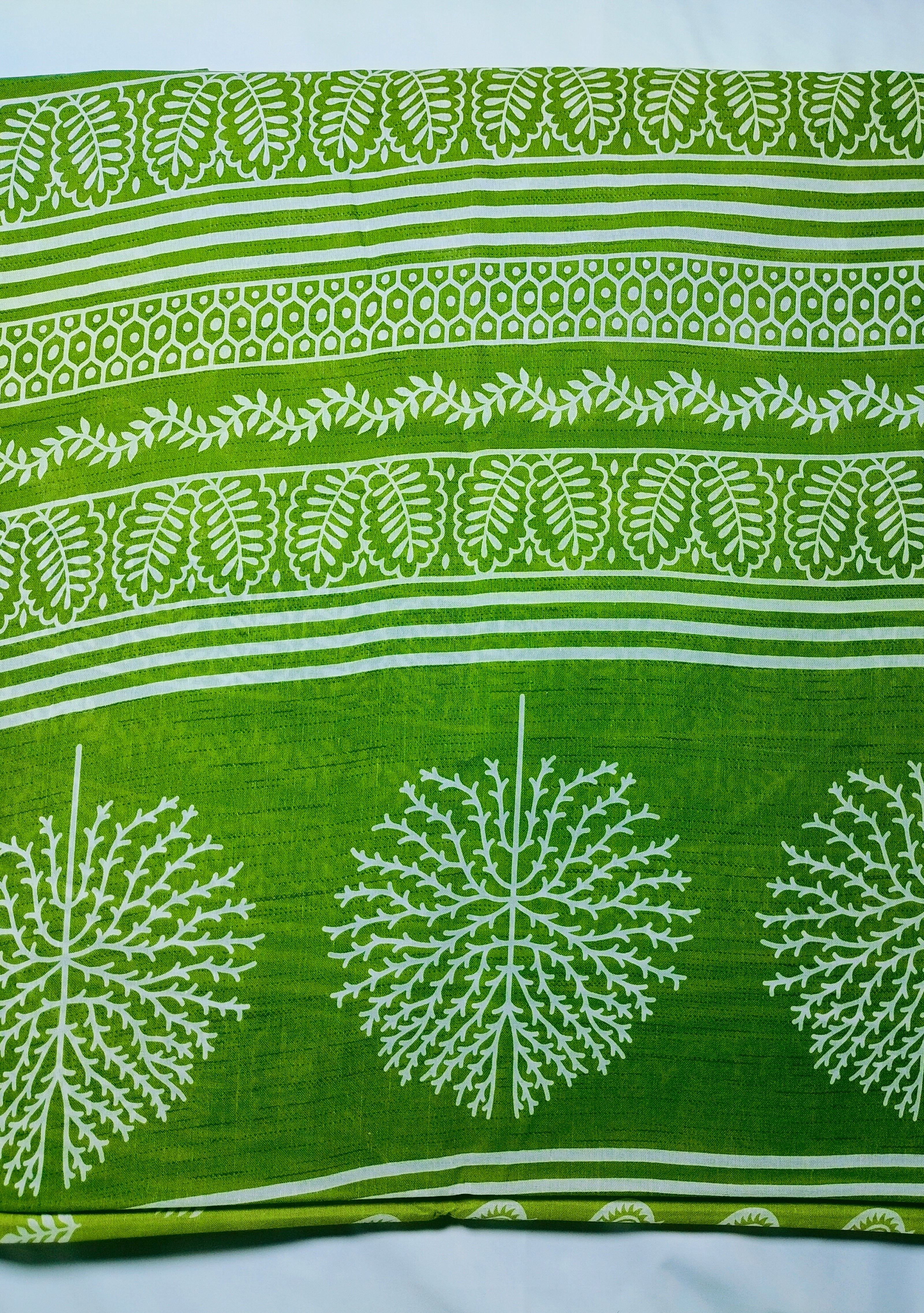 RAJGLOBAL Cotton Blend Printed Saree Green