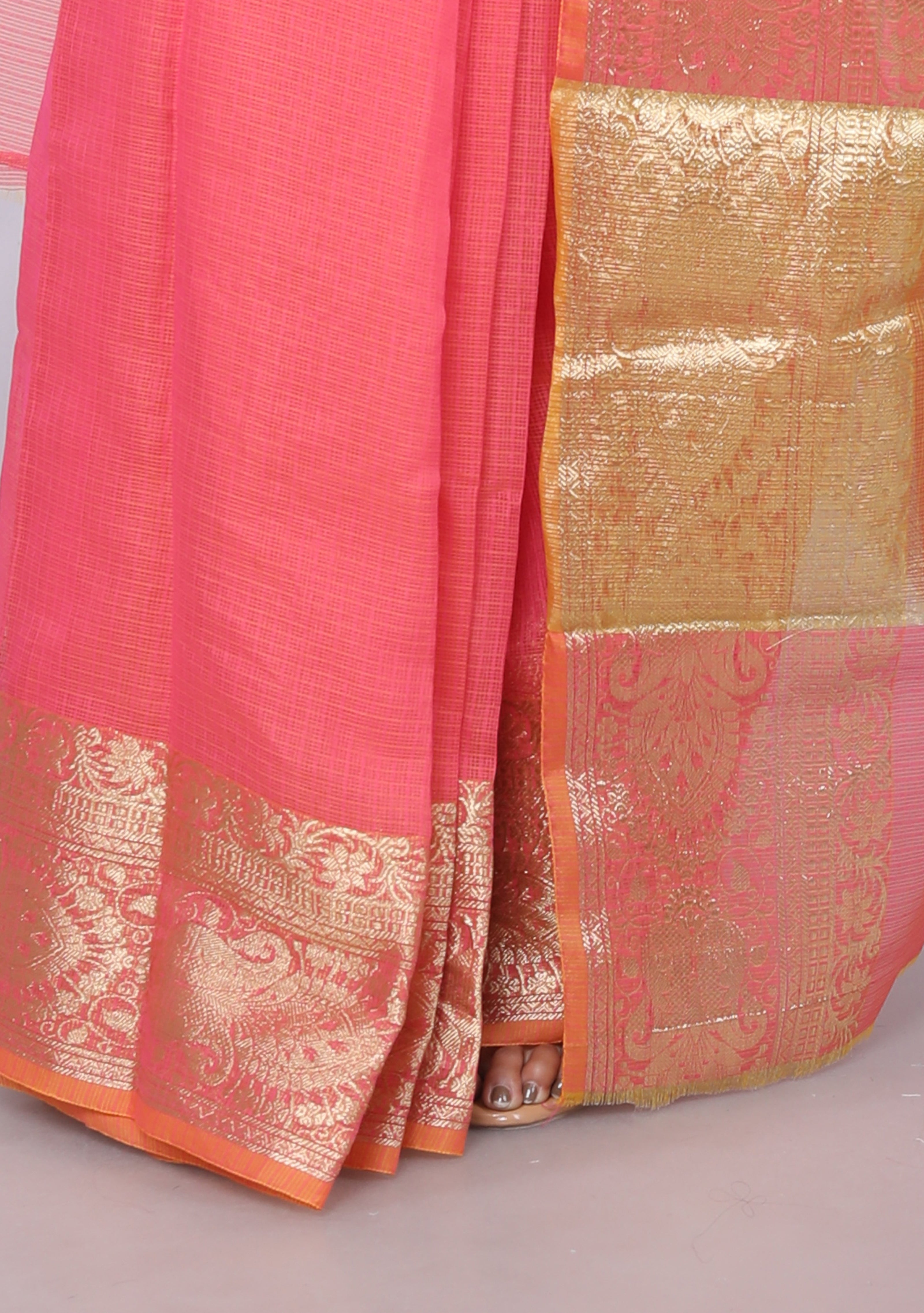 RAJGLOBAL Kota Doria Broad Zari Cotton Blend Saree with Unstitched Blouse Peach